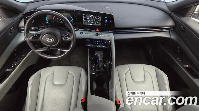 Hyundai Avante — Фото автомобиля 10