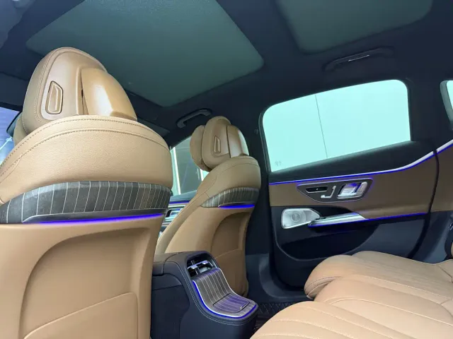 Mercedes-Benz E-Class — Фото автомобиля 9