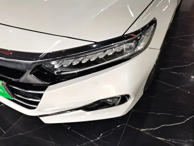 Honda Accord — Фото автомобиля 23