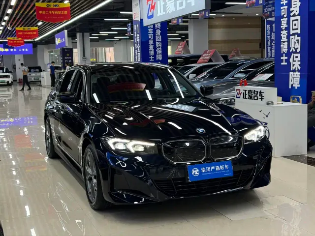 BMW i3 — Фото автомобиля 3
