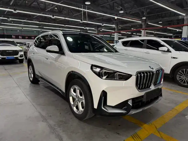 BMW X1 — Фото автомобиля 3