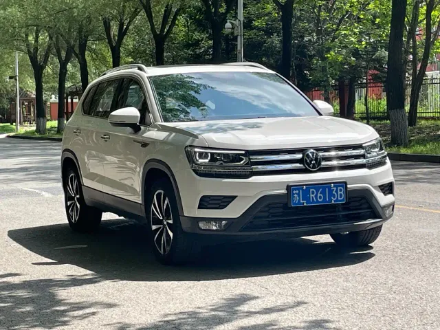Volkswagen Tharu — Фото автомобиля 2
