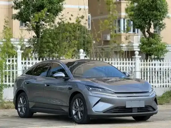 BYD Qin L — Фото автомобиля 3