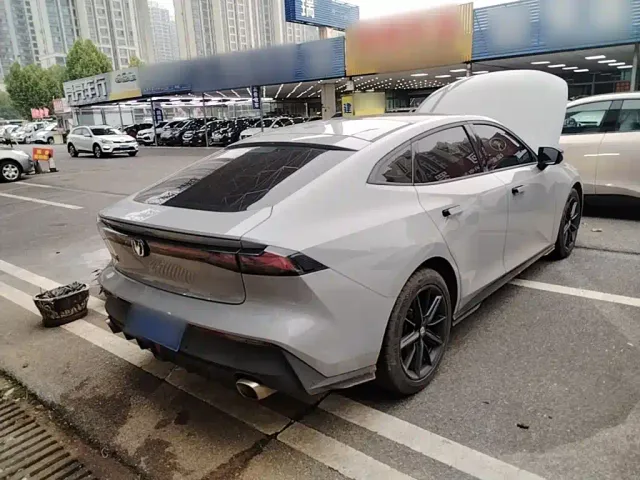 Changan UNI-V — Фото автомобиля 6