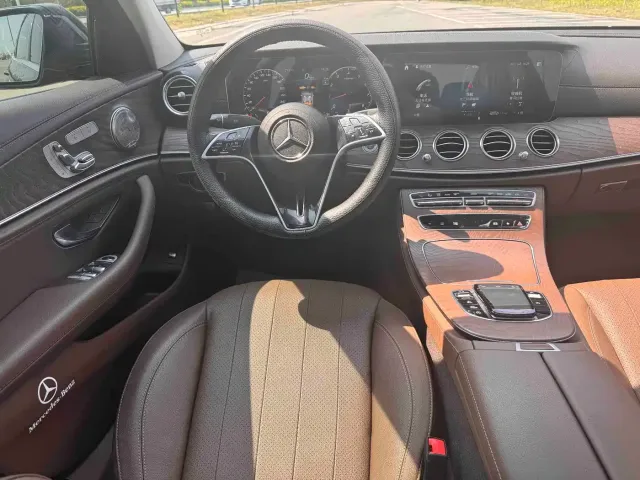 Mercedes-Benz Mercedes-Benz E-Class 2023 E 300 L Fashion — Фото автомобиля 29