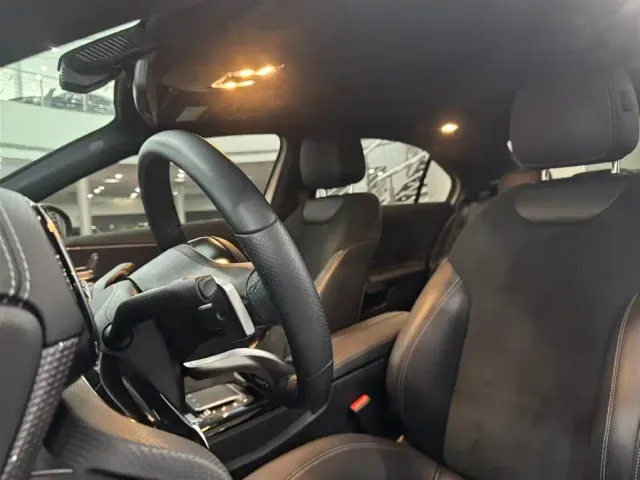 Mercedes-Benz A-Class — Фото автомобиля 11