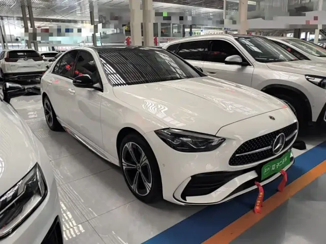 Mercedes-Benz C-Class — Фото автомобиля 3