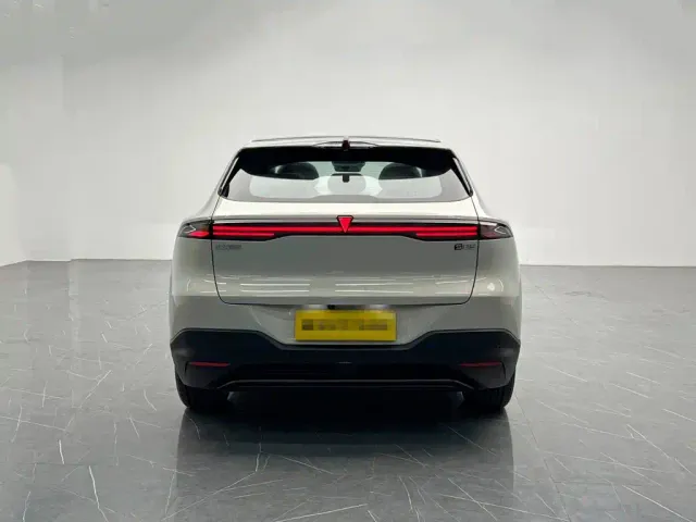 Deepal S05 — Фото автомобиля 5