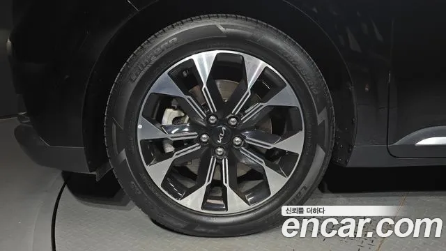 Kia Canival Carnival 4 поколение Дизель 9 мест Signature — Фото автомобиля 5