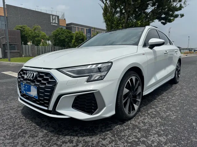 Фотография автомобиля — Audi A3