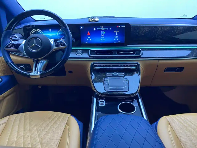 Mercedes-Benz Vito — Фото автомобиля 20
