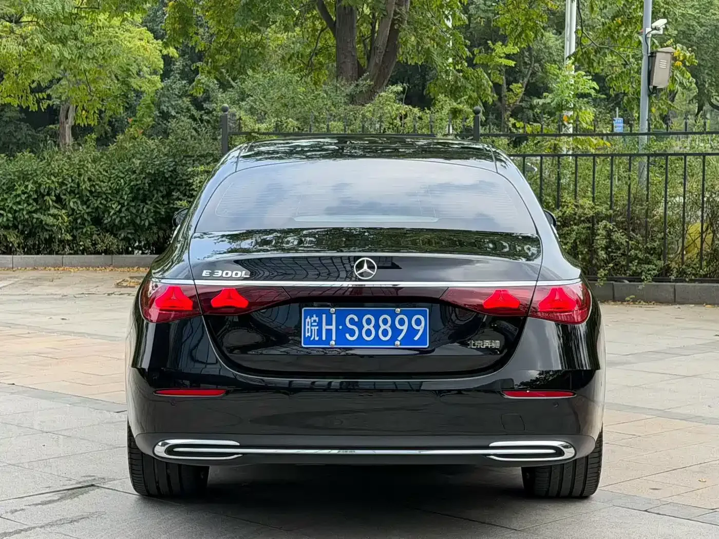 Mercedes-Benz Mercedes-Benz E-Class 2025 E 300 L Premium — Фото автомобиля 3