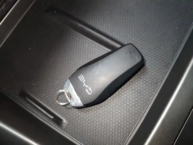 BYD Qin PLUS — Фото автомобиля 8