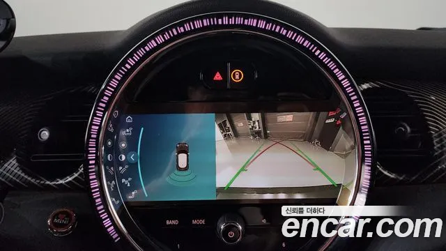 Mini Cooper Cooper 5 дверей Resolute Edition — Фото автомобиля 18