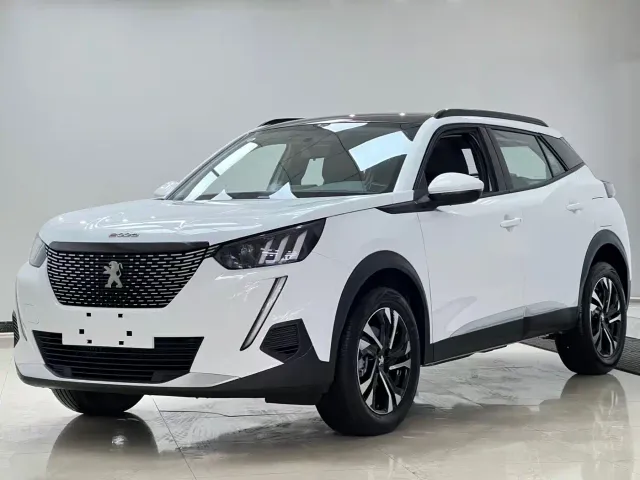 Фотография автомобиля — Peugeot 2008
