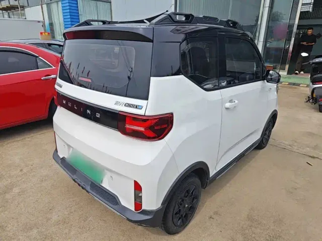 Wuling Hongguang Mini EV — Фото автомобиля 6
