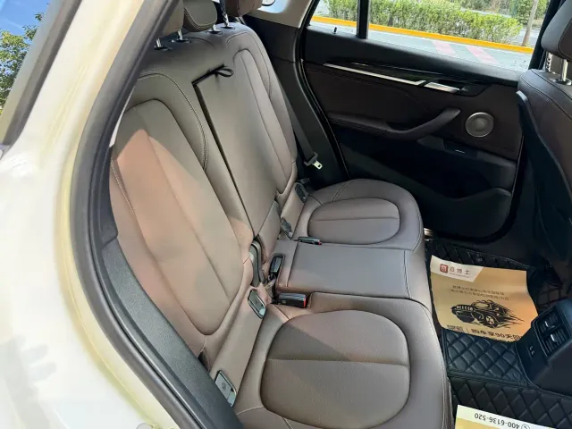 BMW X1 — Фото автомобиля 24