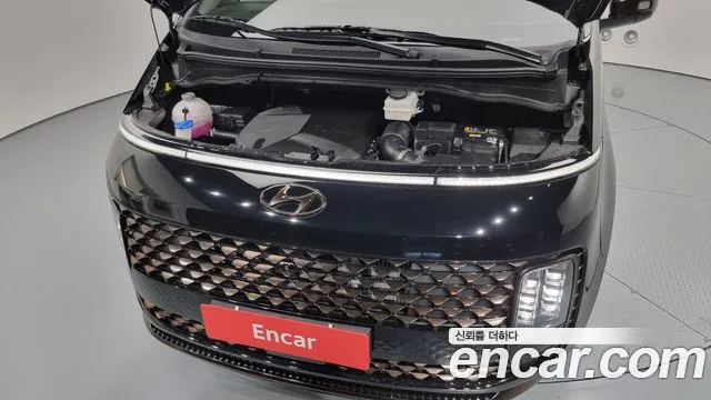 Hyundai Staria Staria 4WD Lounge 7 мест — Фото автомобиля 6
