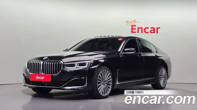 Фотография автомобиля — BMW 7 Series