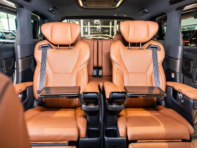 Toyota Vellfire — Фото автомобиля 14
