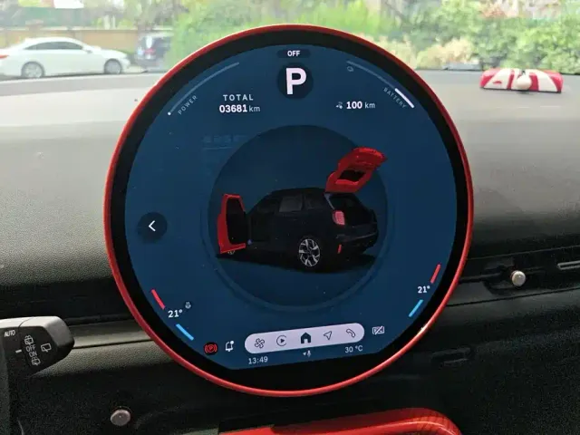 MINI Electric MINI ACEMAN — Фото автомобиля 14
