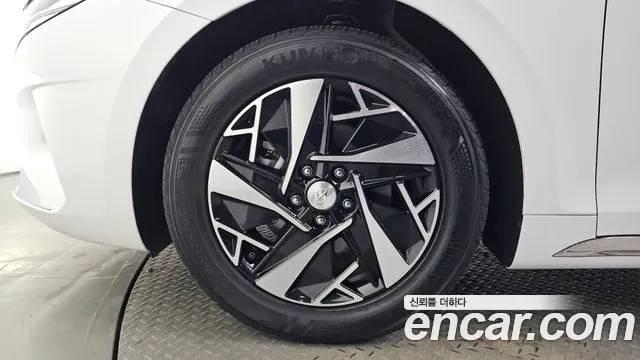 Hyundai Grandeur (New) Hybrid — Фото автомобиля 5