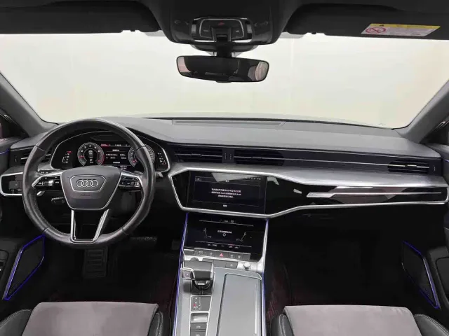Audi A6L — Фото автомобиля 20