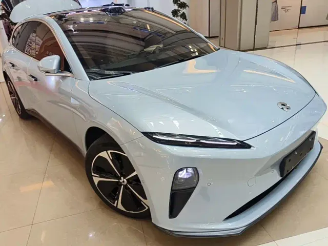 Nio ET5 Touring — Фото автомобиля 3