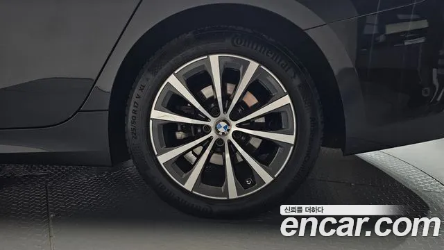 BMW 3 Series G20 — Фото автомобиля 21