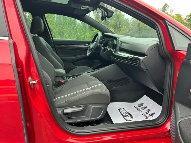 Volkswagen Golf 2023 Facelift 280TSI DSG R-Line Lite — Фото автомобиля 15