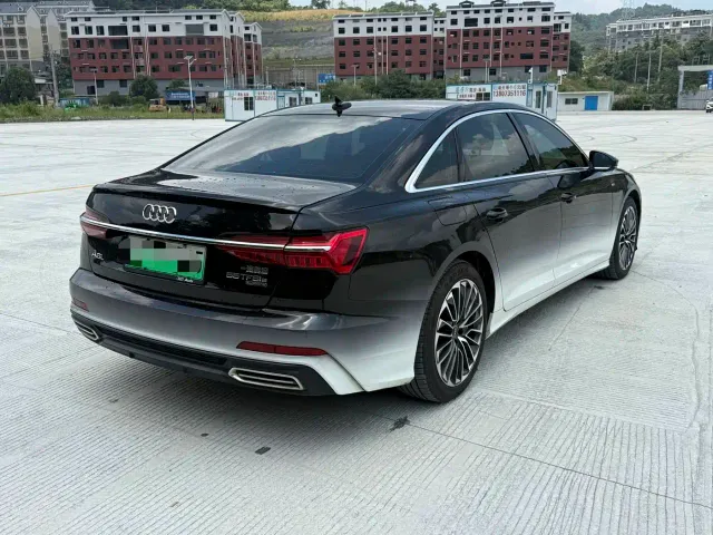 Audi A6L — Фото автомобиля 9
