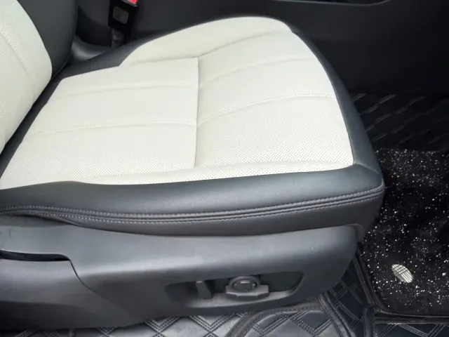Land Rover Range Rover Evoque — Фото автомобиля 12