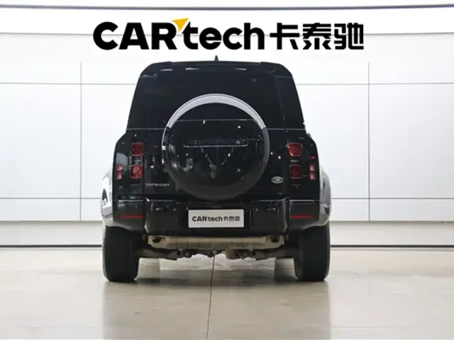 Land Rover Defender — Фото автомобиля 5