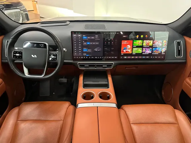 Li Auto L7 — Фото автомобиля 17
