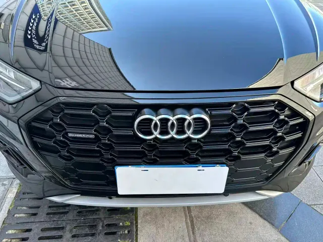 Audi Q5L — Фото автомобиля 26