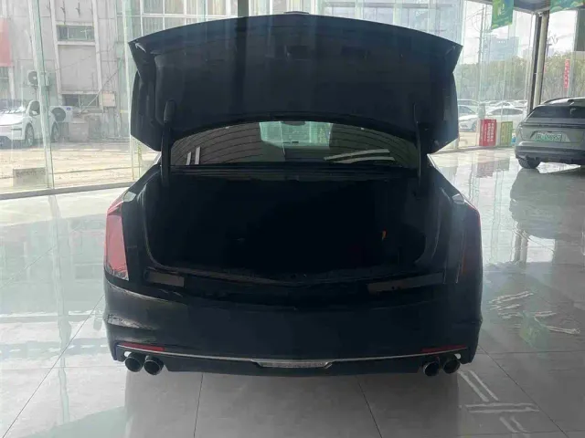 Cadillac CT6 — Фото автомобиля 4