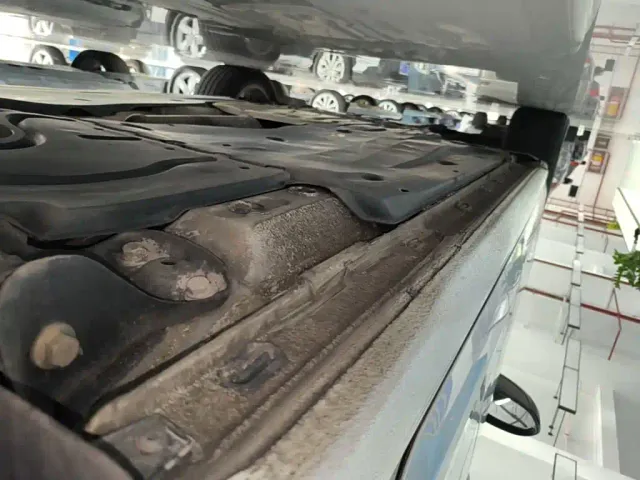 Volkswagen Golf — Фото автомобиля 21
