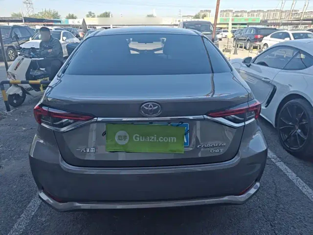 Toyota Corolla — Фото автомобиля 5
