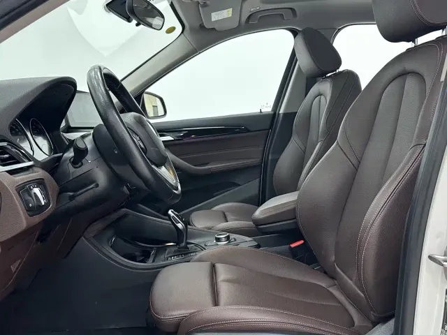 BMW X1 — Фото автомобиля 7