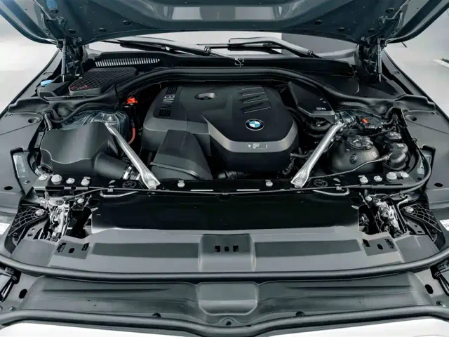 BMW 5 Series — Фото автомобиля 26