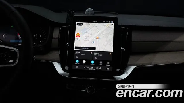 Volvo XC90 — Фото автомобиля 20