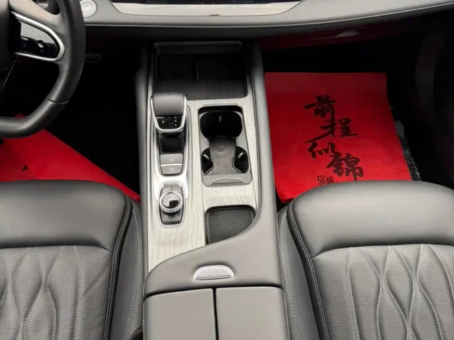 Chery Arrizo 8 — Фото автомобиля 7