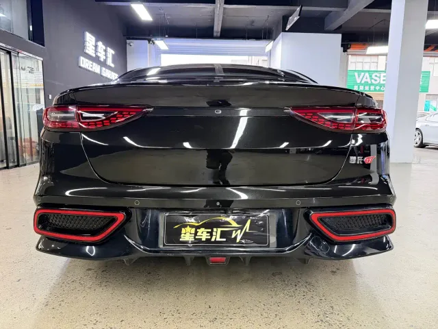 Hozon Neta GT — Фото автомобиля 12