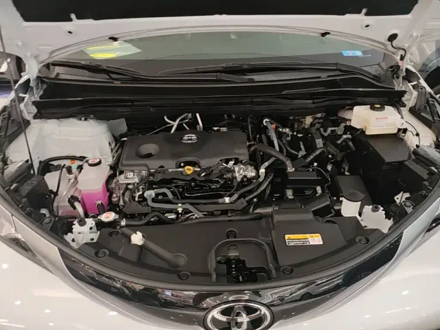 Toyota Sienna — Фото автомобиля 19