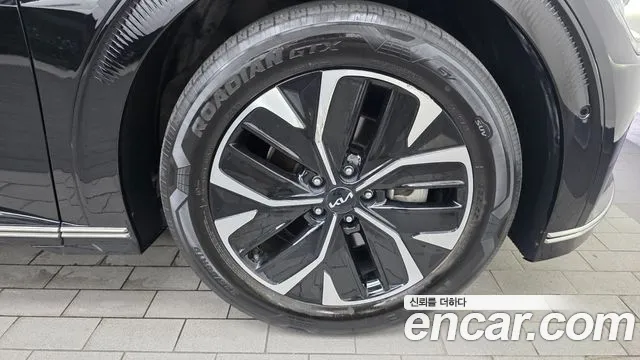 Kia EV6 — Фото автомобиля 20