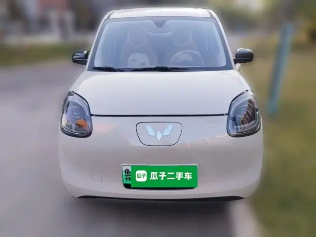 Wuling Motors Hongguang MINIEV 2025 4-Door Advanced — Фото автомобиля 2