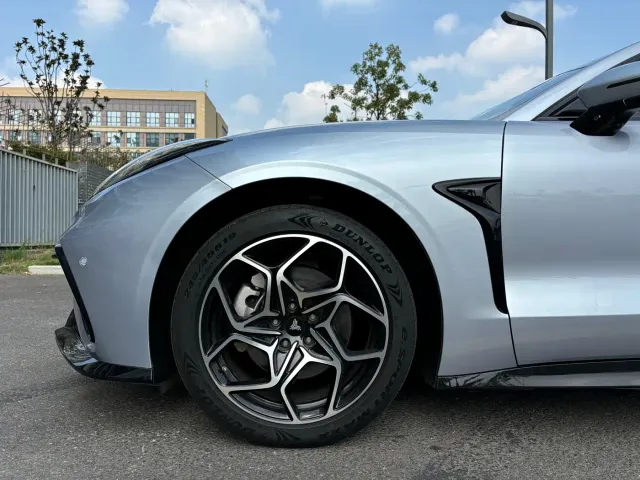 Hozon Neta GT — Фото автомобиля 12