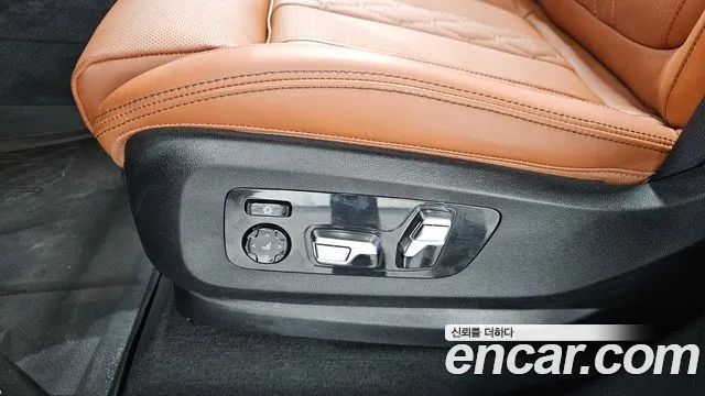 BMW X7 G07 — Фото автомобиля 30