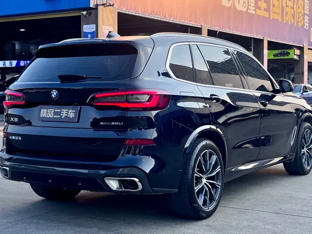 BMW X5 — Фото автомобиля 7