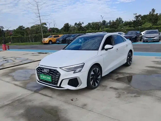 Фотография автомобиля — Audi A3